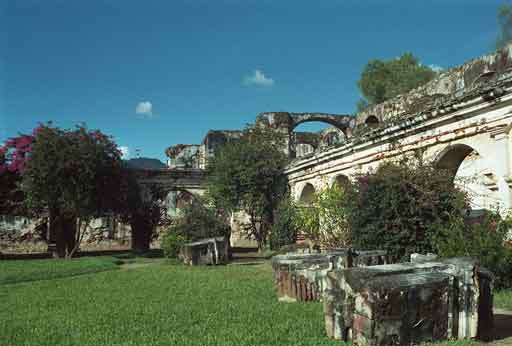 Antigua: Santa Clara convent